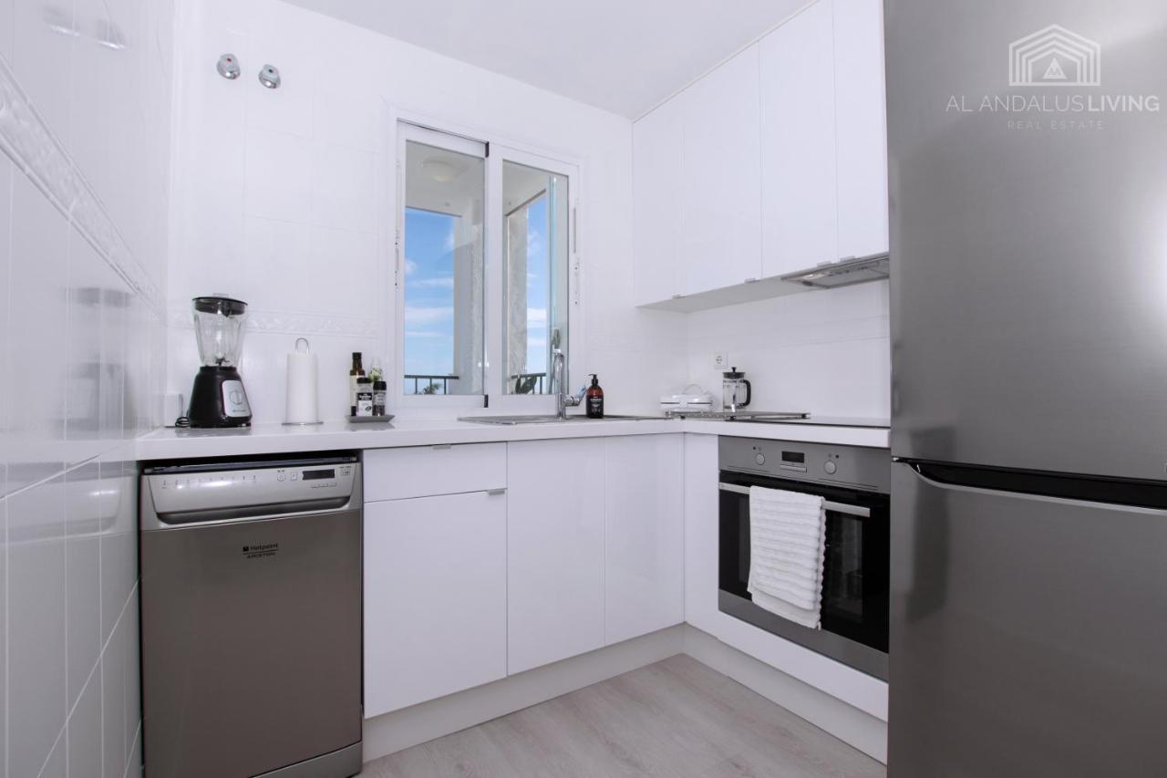 מאלגה Scandinavian Style Apartment With Amazing Sea Views And South West Facing Sunny Terrace In Miraflores Walking Distance To The Beach! מראה חיצוני תמונה