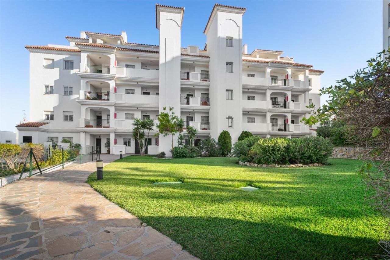 מאלגה Scandinavian Style Apartment With Amazing Sea Views And South West Facing Sunny Terrace In Miraflores Walking Distance To The Beach! מראה חיצוני תמונה